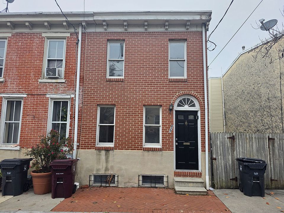 1st image of 827 Windsor St
