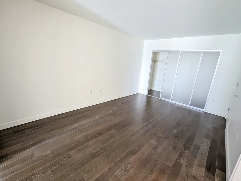 901 S Flower St #509 — Photo 8