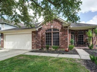 3527 Pine Valley Dr, Pearland, TX 77581