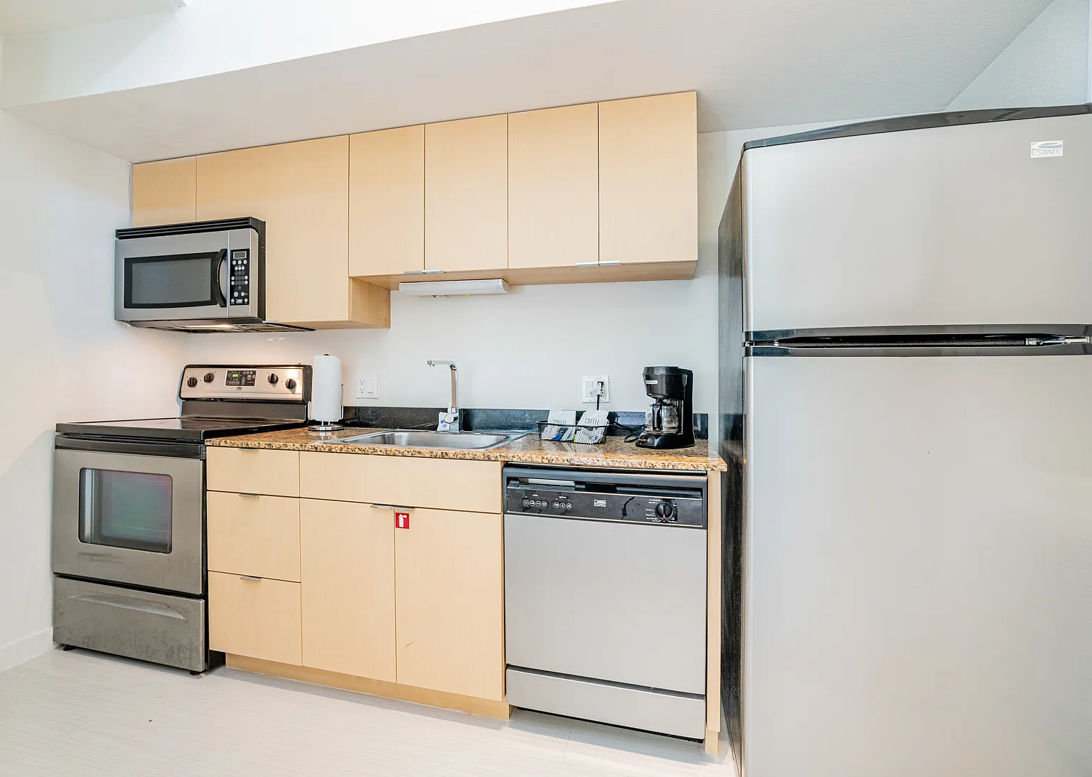 2 bed, 785 sqft, $2,150 — Photo 4