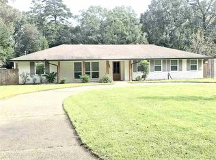 767 Riverview Dr, Baton Rouge, LA 70816