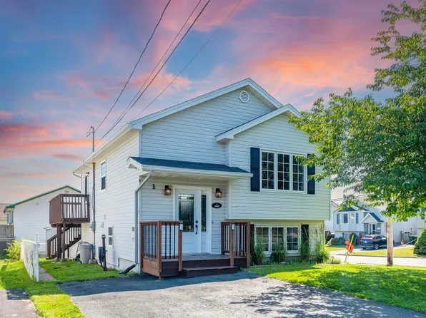 1 Jeep Cres, Eastern Passage, NS B3G 1P5