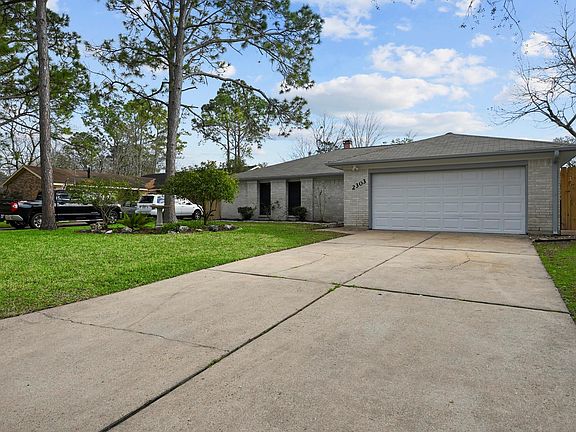 2nd image of 2303 Colonial Ct S