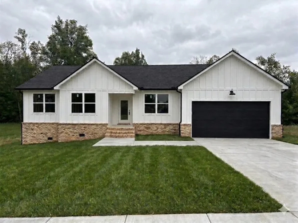2008 Cedar Valley Ct, Dickson, TN 37055