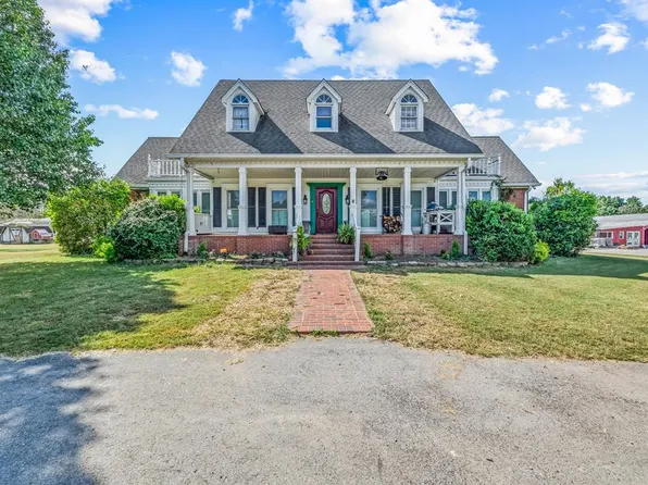 7470 Smith Chapel Rd, Cookeville, TN 38501