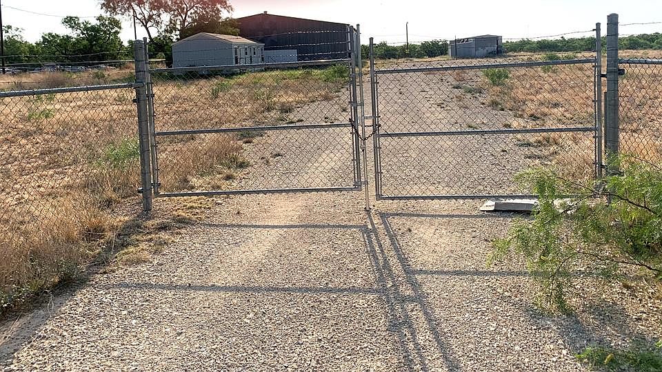 1st image of 5200 State Highway 208 #See