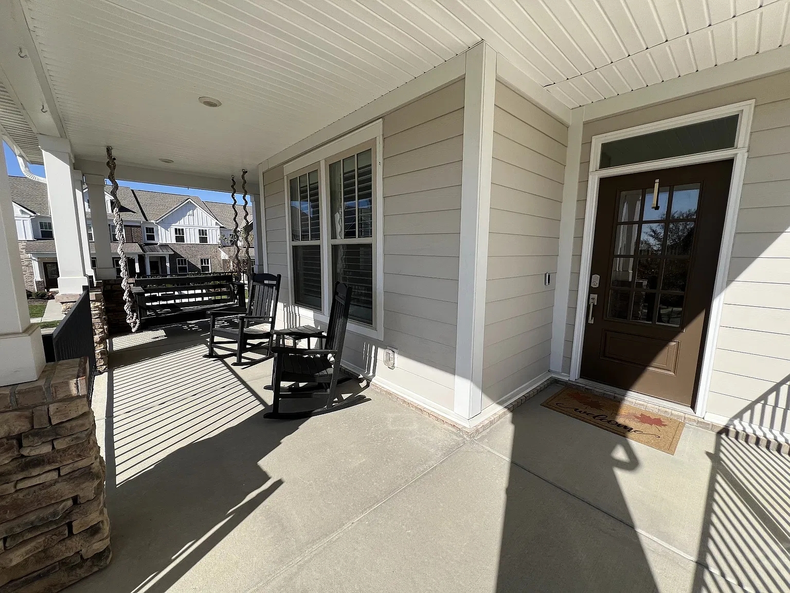 4 bed, 3.5 bath, 2676 sqft, $3,700 — Photo 3