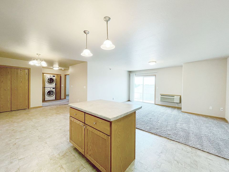 Lindenwood Apartments 3805 2nd St NE Minot, ND Zillow