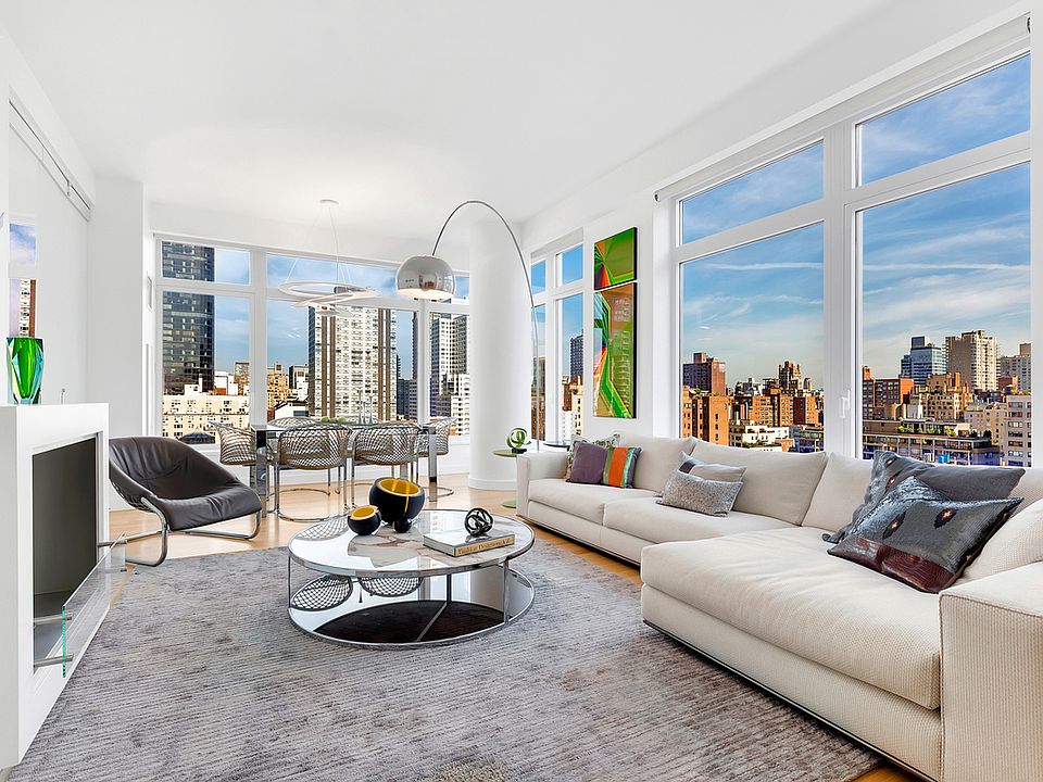 1st image of 400 E 67th St APT 17B