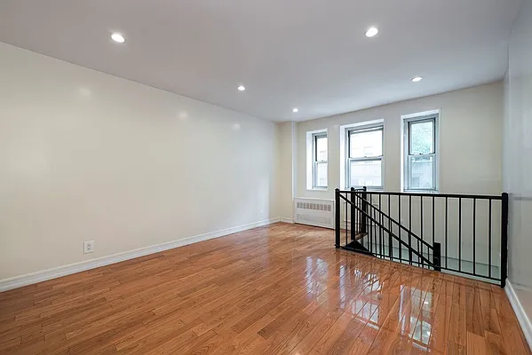 Rented by Bold New York | media 5