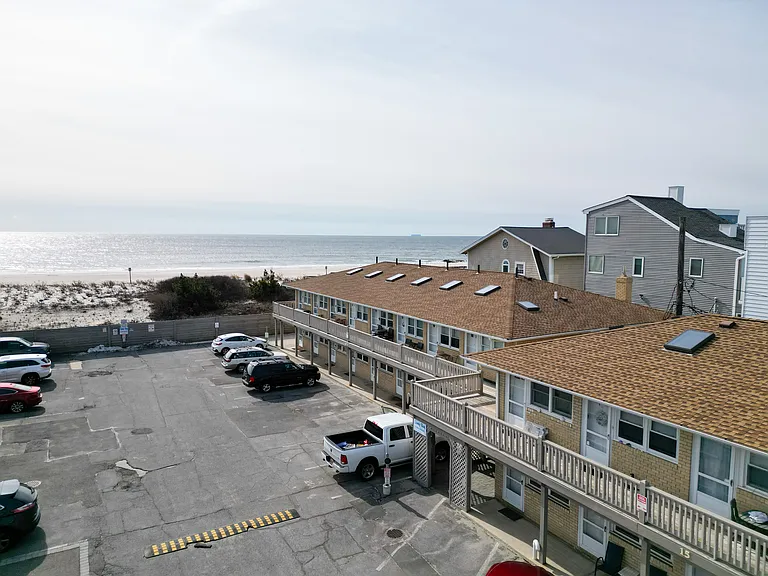 979 Oceanfront #8 — Photo 12