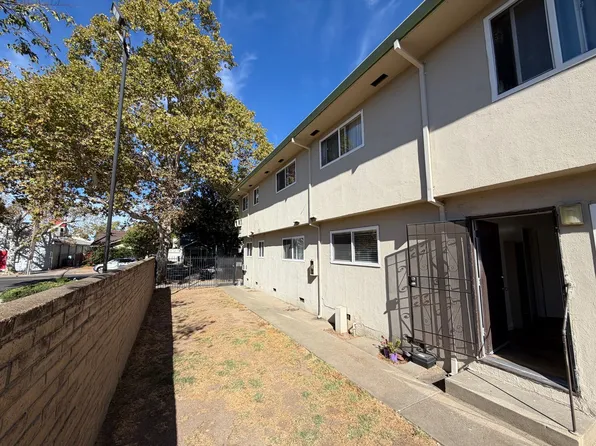 2417 26th St, Sacramento, CA