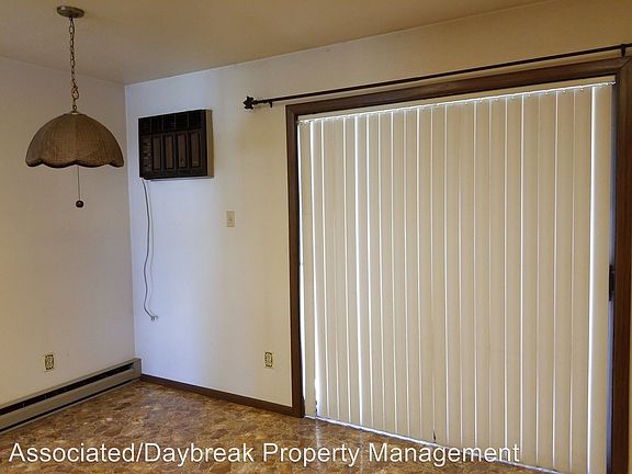5th image of 1802 W Prasch Ave #A