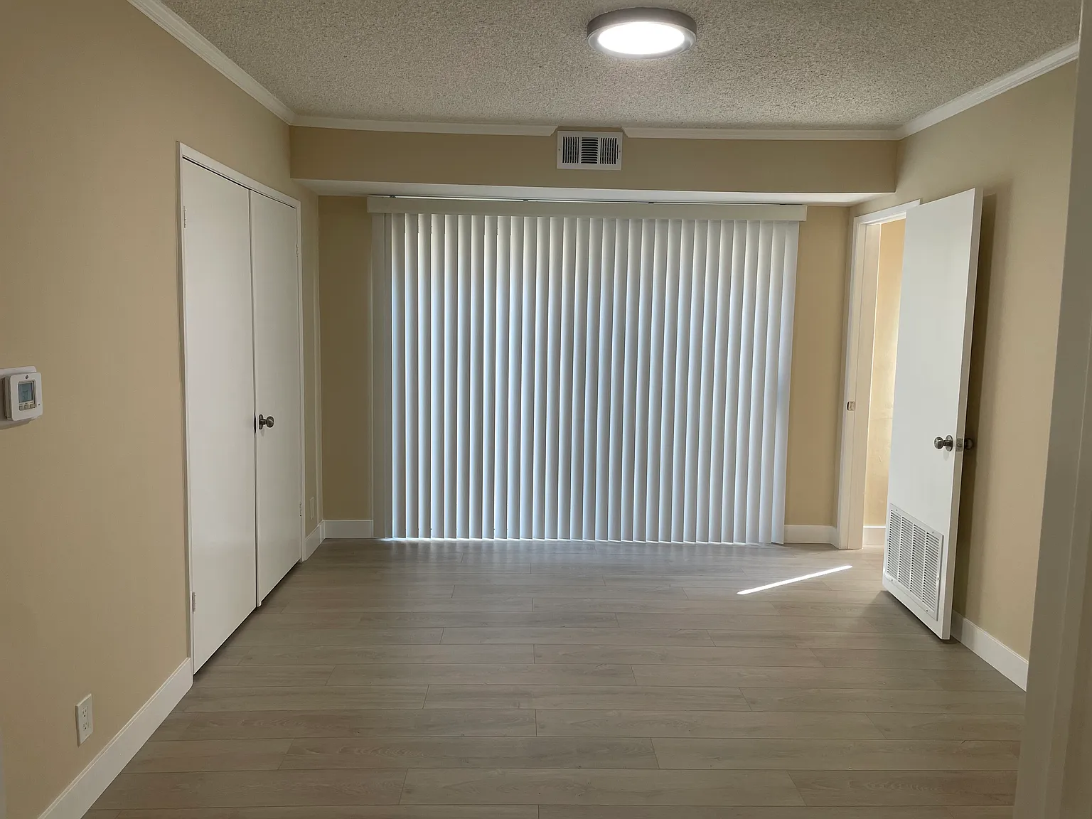 2 bed, $3,150 — Photo 4