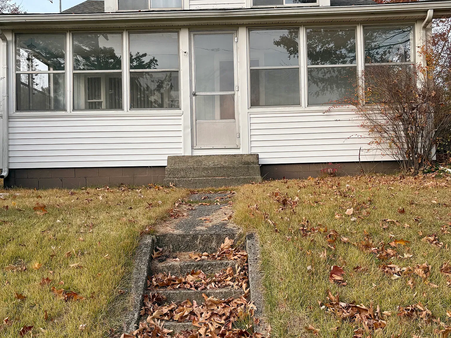 2 bed, $1,600 — Photo 1
