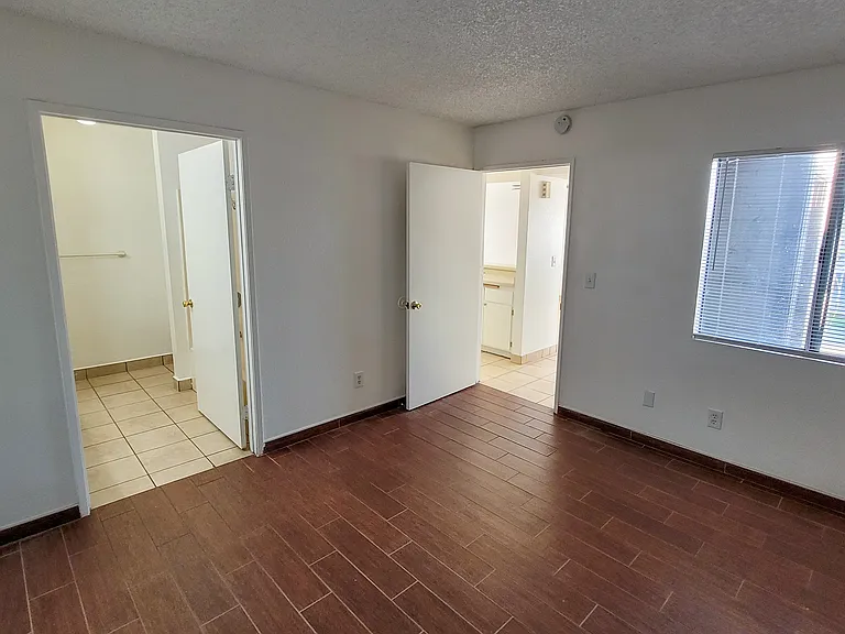 Tahoe Manor — Photo 20