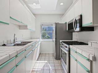 807 5th Street in Santa Monica. Steps to Montana Ave and 5 blocks to the beach!, Santa Monica, CA 90403