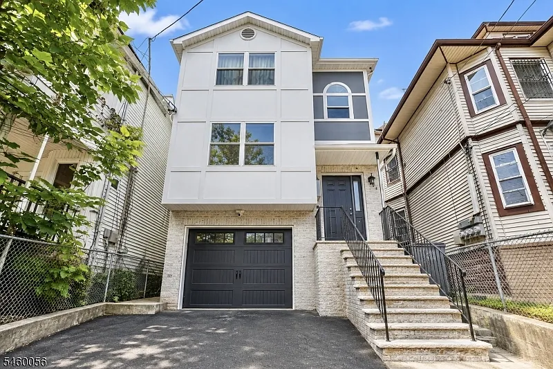 63 Seymour Ave #1