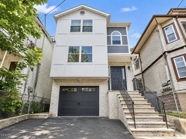 63 Seymour Ave #1, Newark, NJ 07108