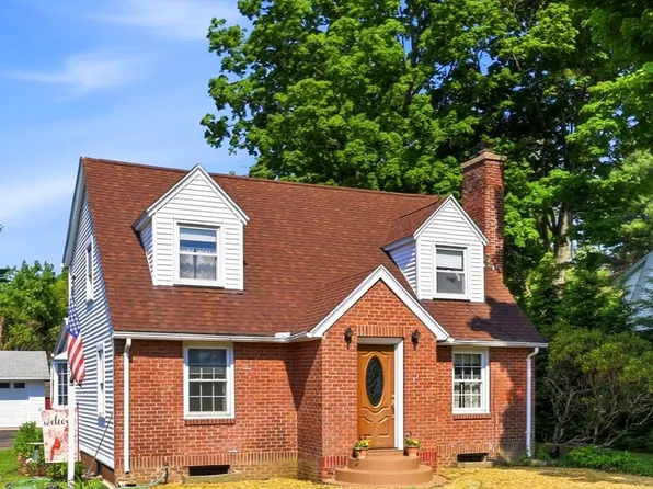 780 Suffield St, Agawam, MA 01001