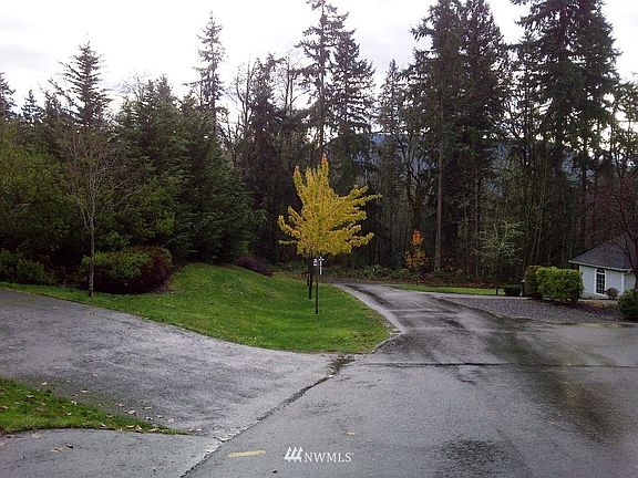 4th image of 5099 227th Ave SE