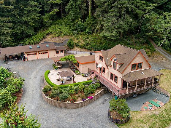 2nd image of 2838 Spears Rd