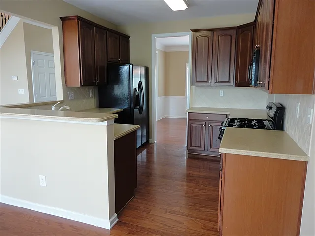 323 Vinings Vintage Cir — Photo 8