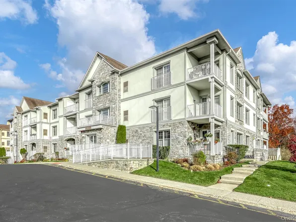 26 N De Baun Avenue #104, Suffern, NY 10901