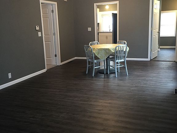 2nd image of 6517 Ballard Ave