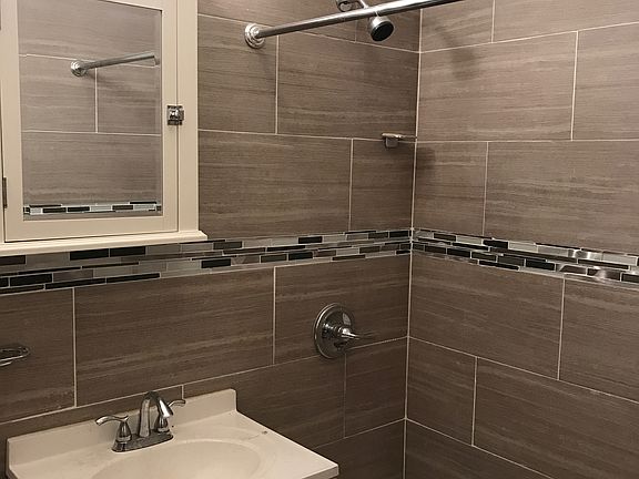 Bathroom second floor