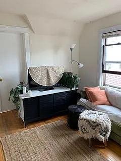 3 bed, 840 sqft, $1,450 — Photo 2