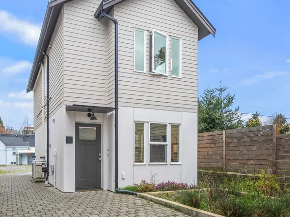 2211 17th Avenue S, Seattle, WA 98144