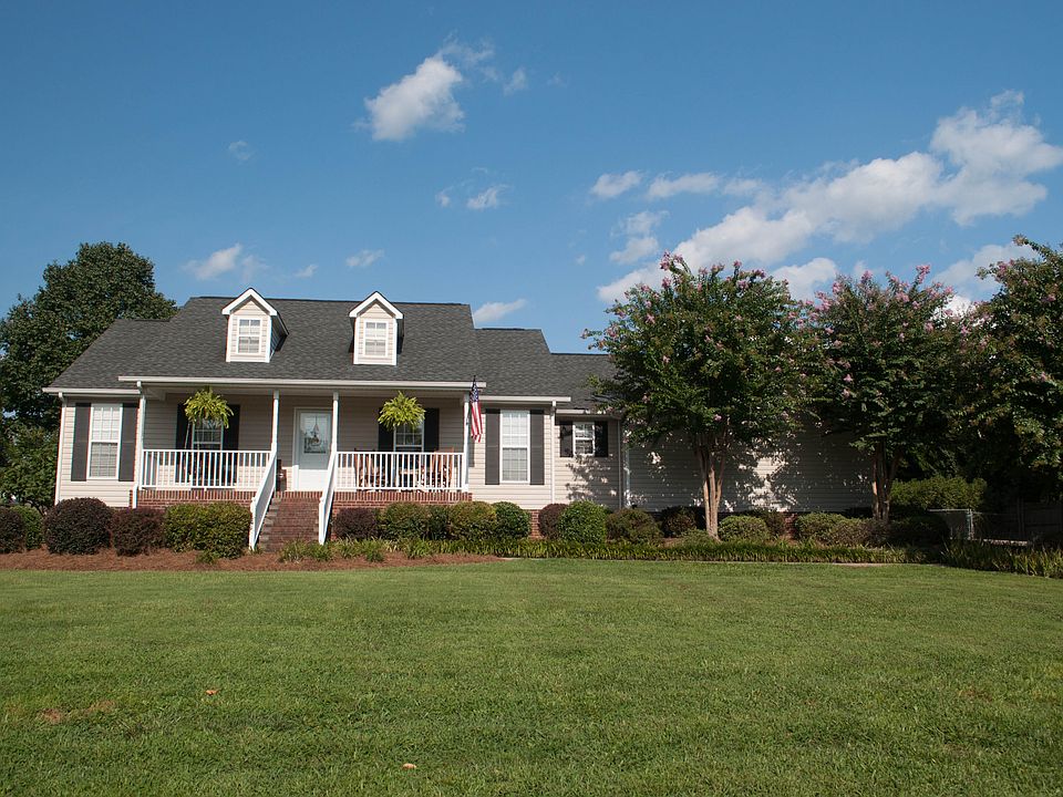 1st image of 415 Peaceful Creek Dr