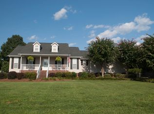 415 Peaceful Creek Dr, York, SC 29745