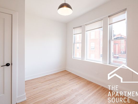 5th image of 2313 N Albany Ave #3