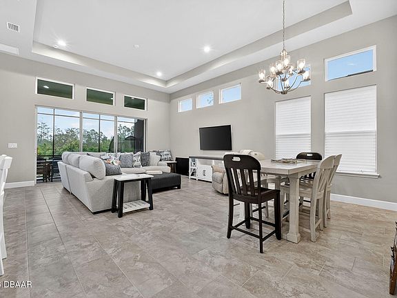 3rd image of 128 Mosaic Blvd