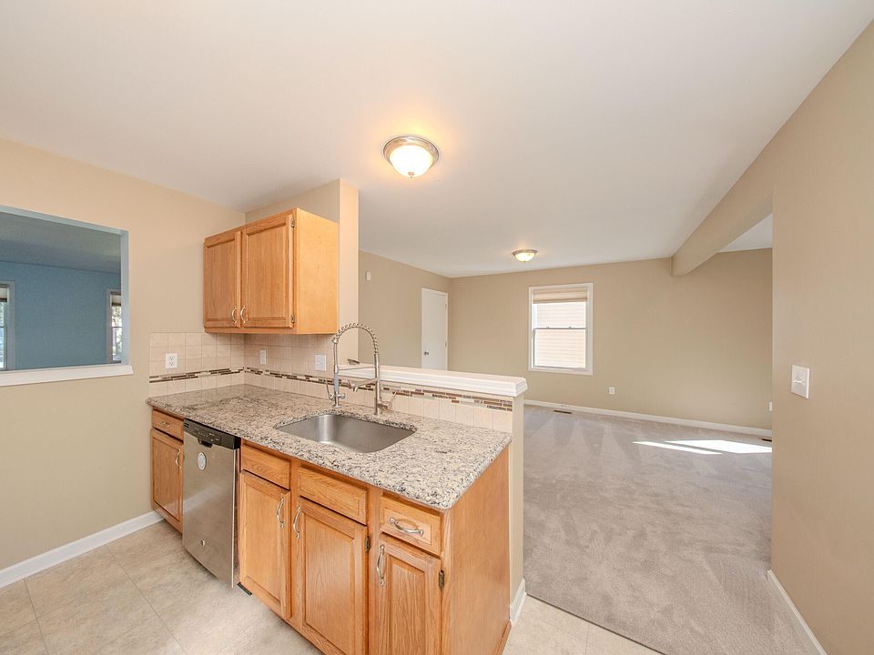 608 Silman St, photo 27