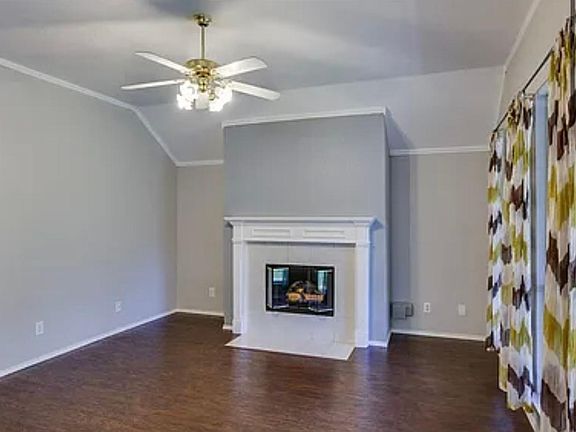 5th image of 1525 Blair Dr