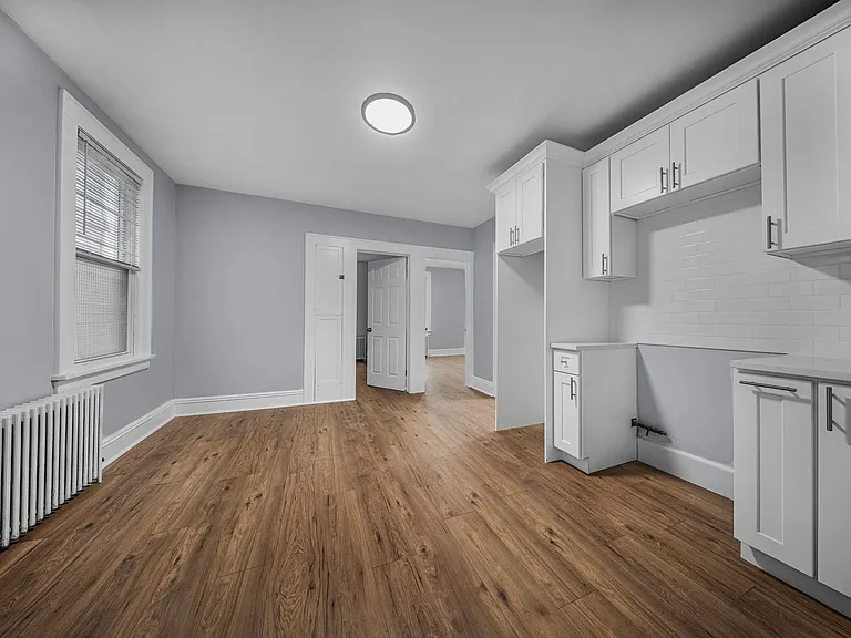 15 Tuttle St — Photo 4