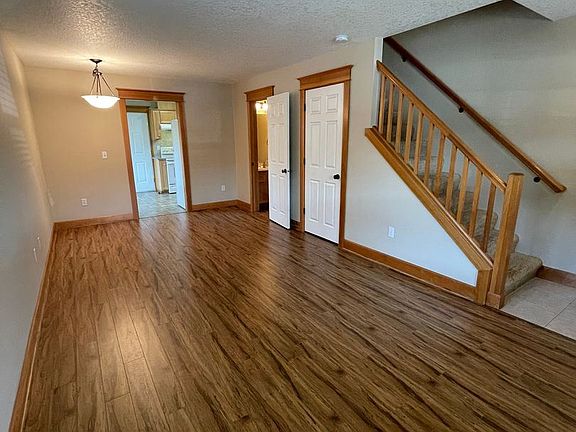 5th image of 2507 E Burnside St #15214131