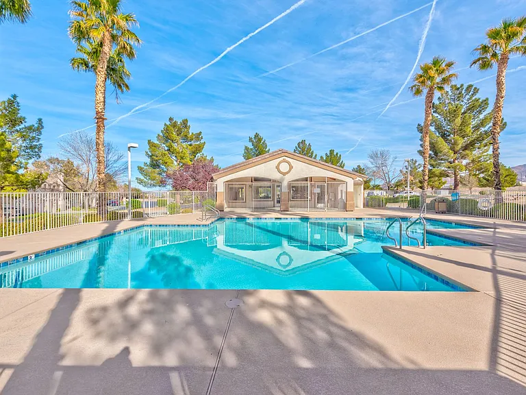 1637 Cave Spring Dr — Photo 17