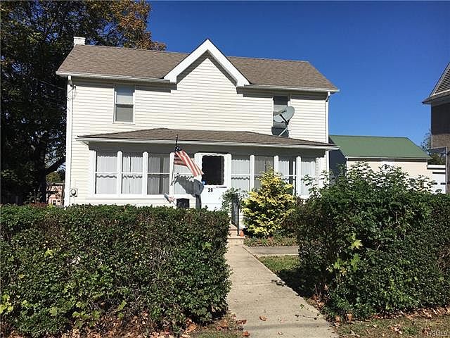 1st image of 33 Glenmere Ave