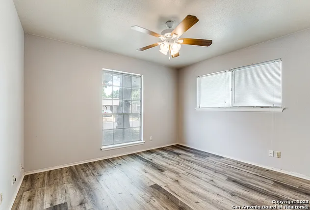 827 Spring Park St — Photo 5