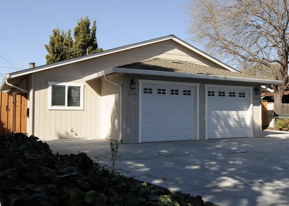 Building Photo - 1191 Lakedale Way