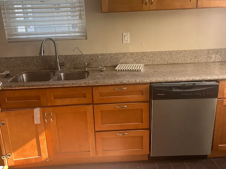 18801 Wilton Pl — Photo 15