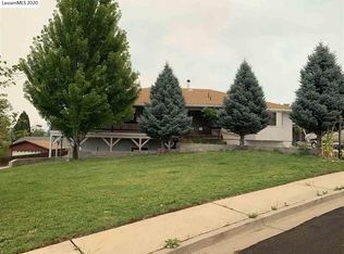 65 Brookwood Dr, Susanville, CA 96130