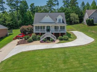 9121 Sparks Dr, Warrior, AL 35180