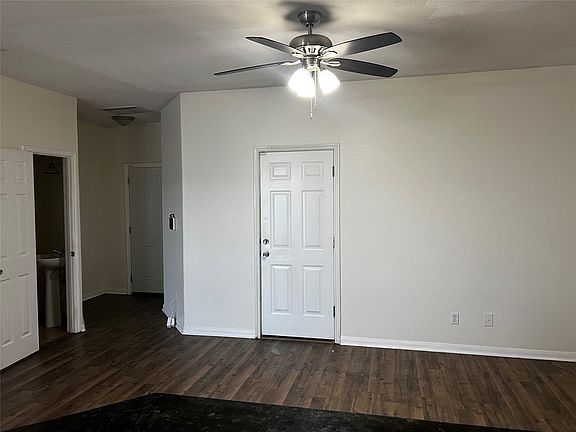 2nd image of 4123 Nathans Park Pl