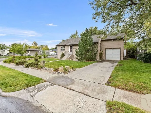 1737 Clark Ave, Billings, MT 59102