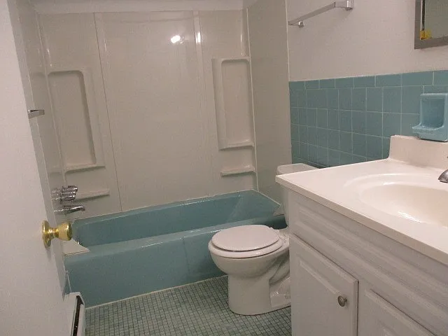 2528 Columbia Ave — Photo 7
